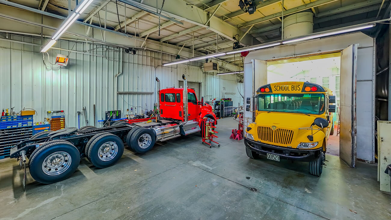 Whiteford Kenworth of Perryburg, OH body shop service center