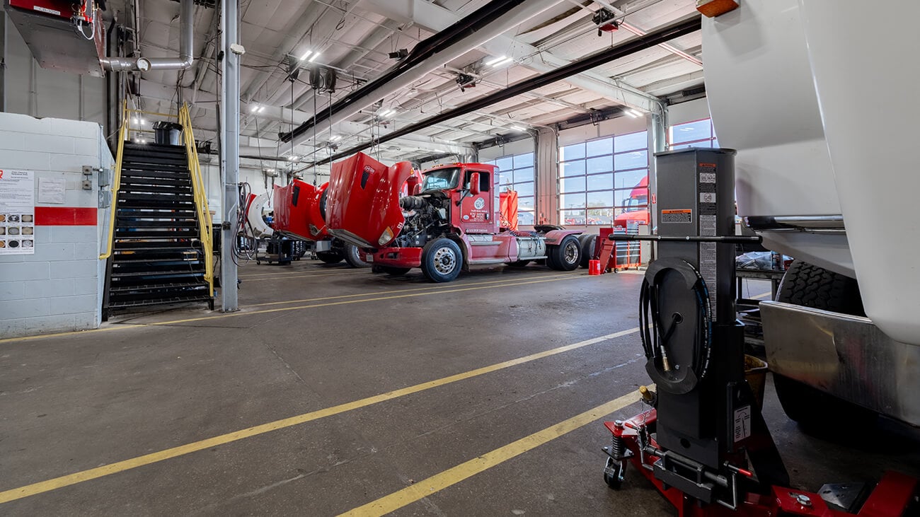 Whiteford Kenworth of South Bend, IN - Trucks